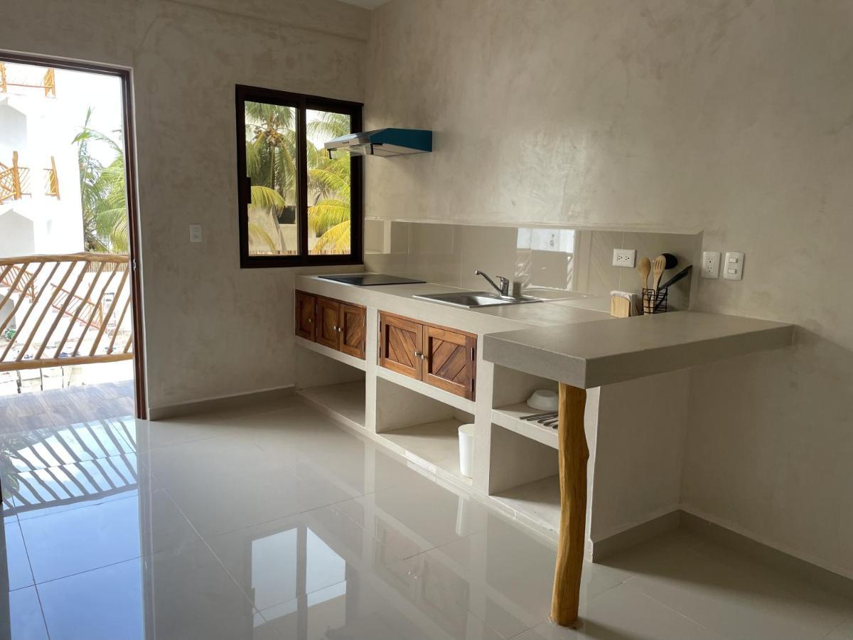 Mexhe Hotel El Cuyo Eksteriør bilde
